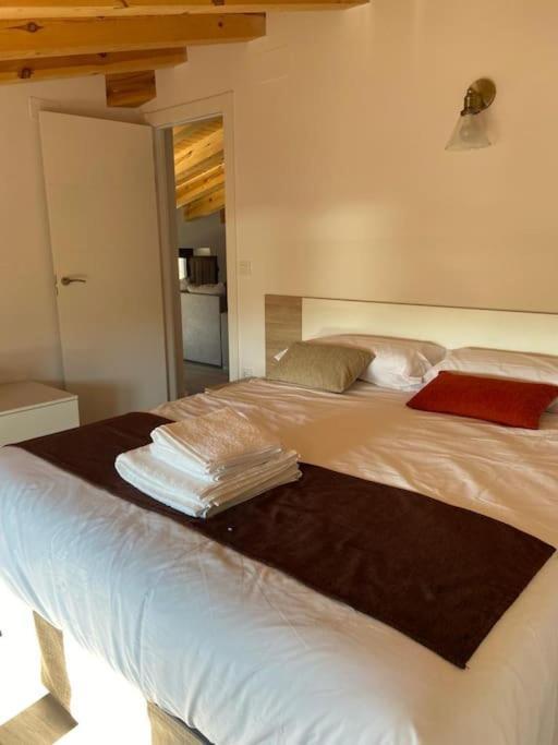 Apartamentos Rurales La Plaza 2 Дуруело-де-ла-Сьєрра Екстер'єр фото
