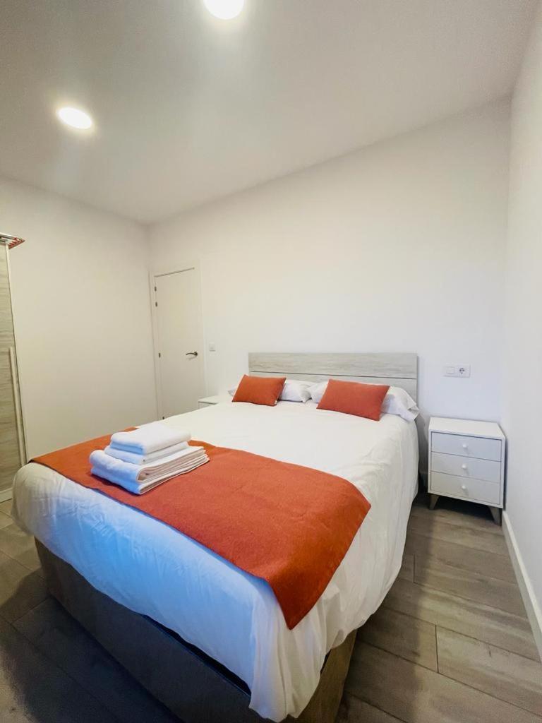Apartamentos Rurales La Plaza 2 Дуруело-де-ла-Сьєрра Екстер'єр фото